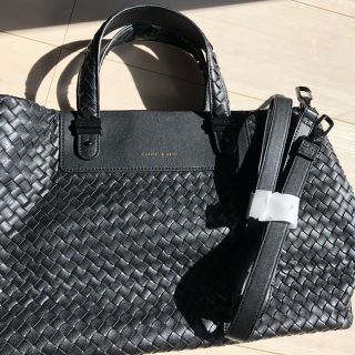 チャールズアンドキース(Charles and Keith)のcharles&keith チャールズアンドキース ショルダーバッグ(ショルダーバッグ)