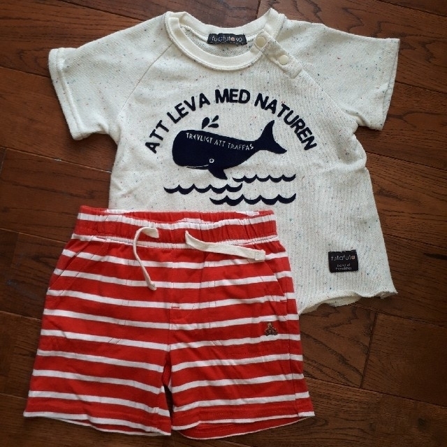 babyGAP(ベビーギャップ)の専用【babyGAP&フタフタ】Tシャツ・ショートパンツ2点セット　size90 キッズ/ベビー/マタニティのキッズ服男の子用(90cm~)(パンツ/スパッツ)の商品写真