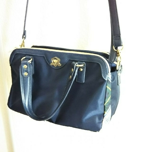 〈美品〉紺色２ウェイ 多機能バッグ

  レディースのバッグ(ハンドバッグ)の商品写真