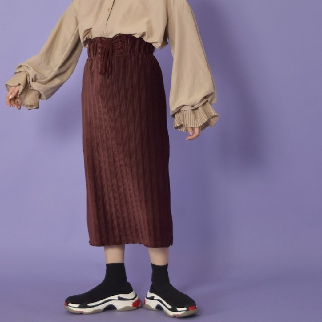 w closet(ダブルクローゼット)のダブルクローゼット　ベロアスカート レディースのスカート(ひざ丈スカート)の商品写真