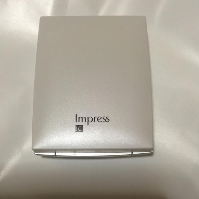 Impress(インプレス)のインプレス ホワイトパウダーファンデーション ほぼ未使用 コスメ/美容のベースメイク/化粧品(ファンデーション)の商品写真