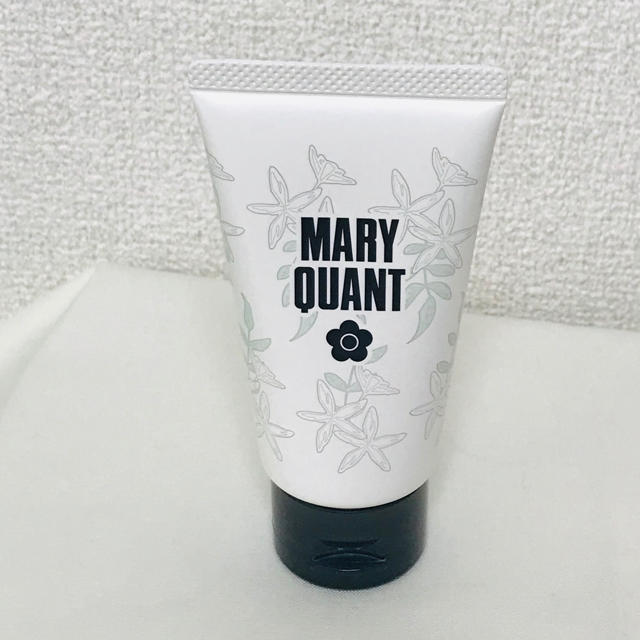 MARY QUANT(マリークワント)のMary Quant ハンドクリーム 限定品 コスメ/美容のボディケア(ハンドクリーム)の商品写真