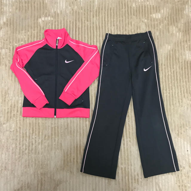 NIKE(ナイキ)のナイキ ジャージ パンツ セット 120〜130  キッズ/ベビー/マタニティのキッズ服女の子用(90cm~)(その他)の商品写真