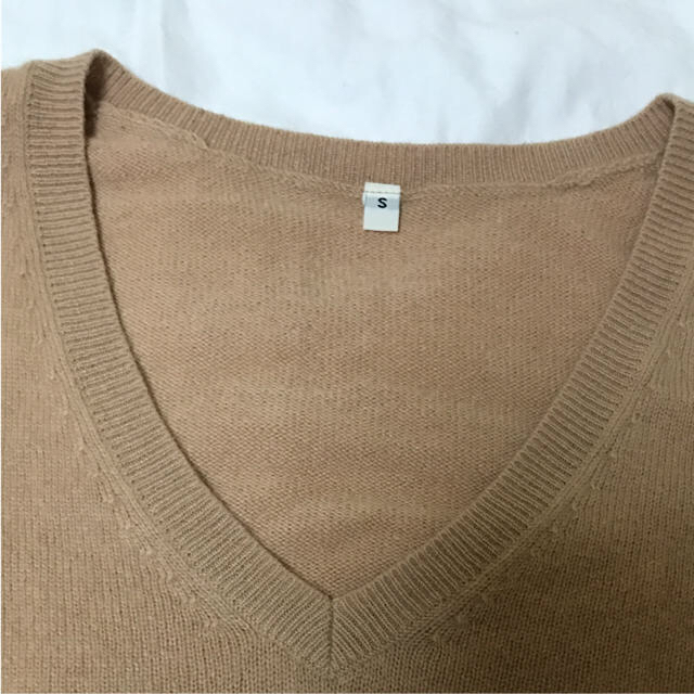 MUJI (無印良品)(ムジルシリョウヒン)の無印 カシミア100% Vネック ニット レディースのトップス(ニット/セーター)の商品写真