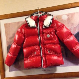 モンクレール(MONCLER)の美品✨男の子/女の子にも(小⇒生意気M.(ダウンコート)