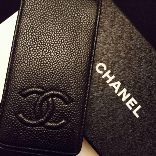 個性的 アイフォンケース 、 CHANEL - シャネル iPhone5ケースの通販 by shop｜シャネルならラクマ