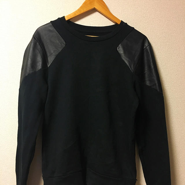 ZARA(ザラ)のZara レザースウェット メンズのトップス(スウェット)の商品写真