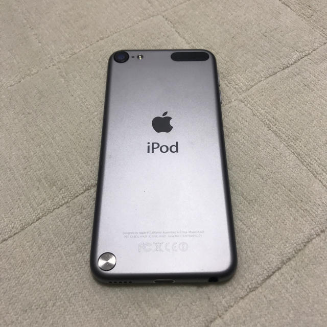 iPod touch(アイポッドタッチ)のiPod 16GB スマホ/家電/カメラのオーディオ機器(ポータブルプレーヤー)の商品写真