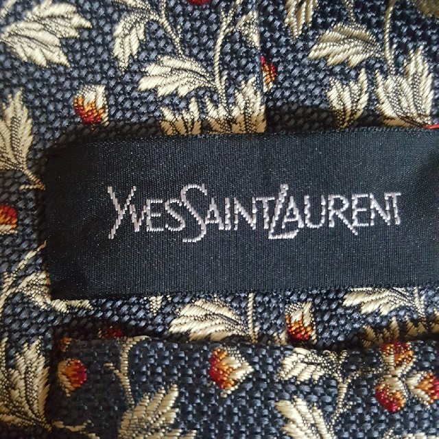 Yves Saint Laurent Beaute(イヴサンローランボーテ)のイヴ・サンローラン　ネクタイ メンズのファッション小物(ネクタイ)の商品写真