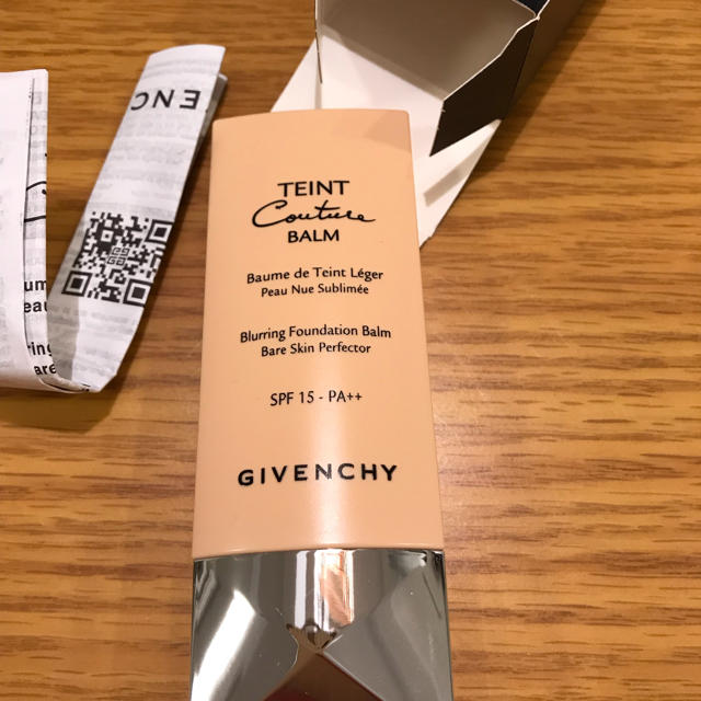 GIVENCHY(ジバンシィ)のGIVENCHY ファンデーション コスメ/美容のベースメイク/化粧品(ファンデーション)の商品写真