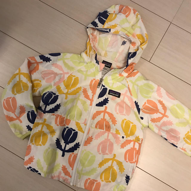 patagonia(パタゴニア)のpatagonia ジャンパー キッズ/ベビー/マタニティのキッズ服女の子用(90cm~)(ジャケット/上着)の商品写真