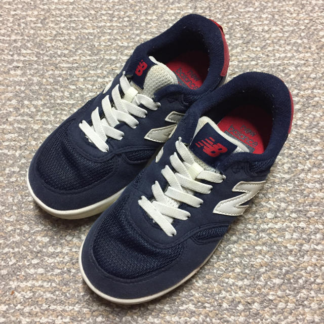 New Balance(ニューバランス)のニューバランス ☆ スニーカー 19 19.5 キッズ/ベビー/マタニティのキッズ靴/シューズ(15cm~)(スニーカー)の商品写真