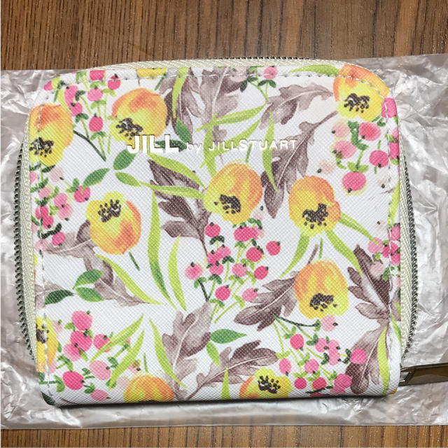 JILL by JILLSTUART(ジルバイジルスチュアート)のJILL STUART 財布 レディースのファッション小物(財布)の商品写真