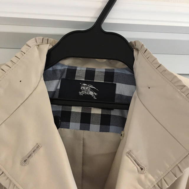 BURBERRY(バーバリー)の専用です✨バーバリー新品トレンチコート キッズ/ベビー/マタニティのキッズ服女の子用(90cm~)(その他)の商品写真