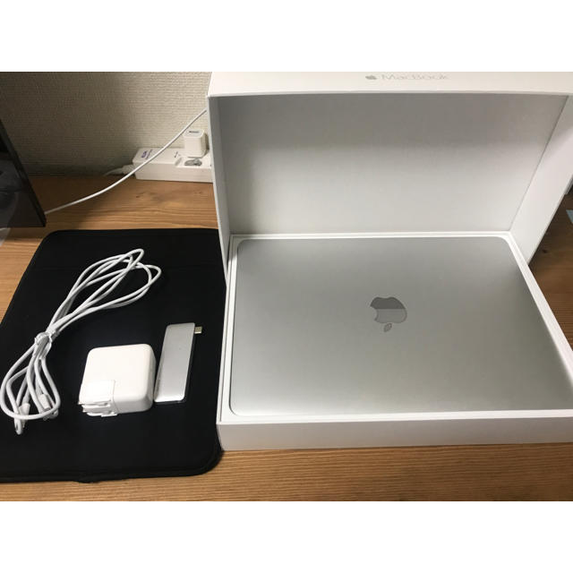 Mac (Apple)(マック)のMacBook 12-inch 2016 8GB/256GB AppleCare スマホ/家電/カメラのPC/タブレット(ノートPC)の商品写真