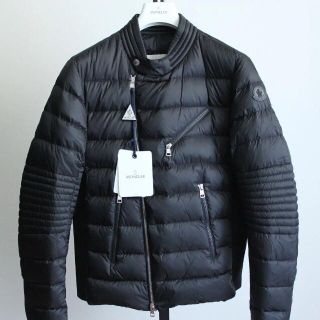 モンクレール(MONCLER)の⭕️トリニティー様 【新品タグ付き】上級モデル 2018AW ライダース(ダウンジャケット)