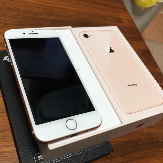 Apple iPhone 8 本体 64GB Rose Gold SIMフリー