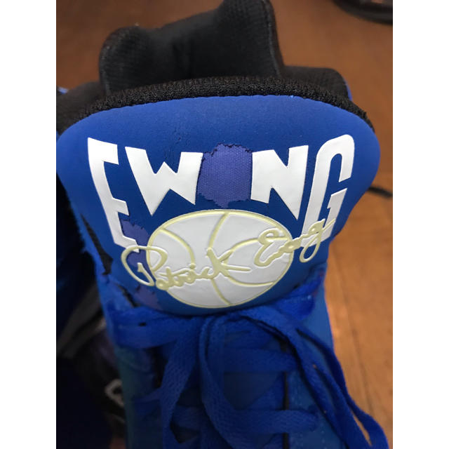 Ewing Athletics(ユーイングアスレチックス)のatmos別注 EWING 33 HI 9 27cm ブルー グローインザダーク メンズの靴/シューズ(スニーカー)の商品写真