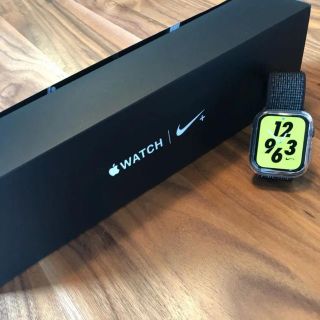 アップルウォッチ(Apple Watch)のApple Watch serises 4 44㎜ gpsモデル(腕時計(デジタル))