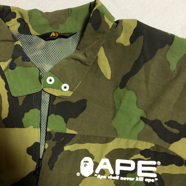 A BATHING APE(アベイシングエイプ)の【激レア】APEエイプ カモフラ柄ブルゾン［美品］ メンズのジャケット/アウター(ブルゾン)の商品写真