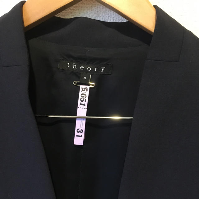 theory(セオリー)の美品 セオリー定番ジャケット レディースのジャケット/アウター(ノーカラージャケット)の商品写真