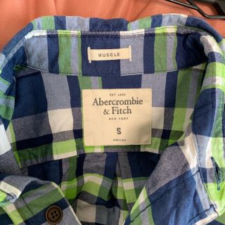 アバクロンビーアンドフィッチ(Abercrombie&Fitch)のアバクロのチェックのシャツ(シャツ)