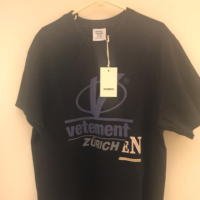 Balenciaga(バレンシアガ)のvetements 再構築 Tシャツ メンズのトップス(Tシャツ/カットソー(半袖/袖なし))の商品写真