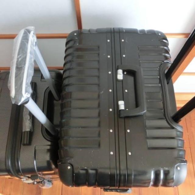 展示品（D）★ＬとＭの２点セット★PC素材スーツケース、キャリーケース メンズのバッグ(トラベルバッグ/スーツケース)の商品写真