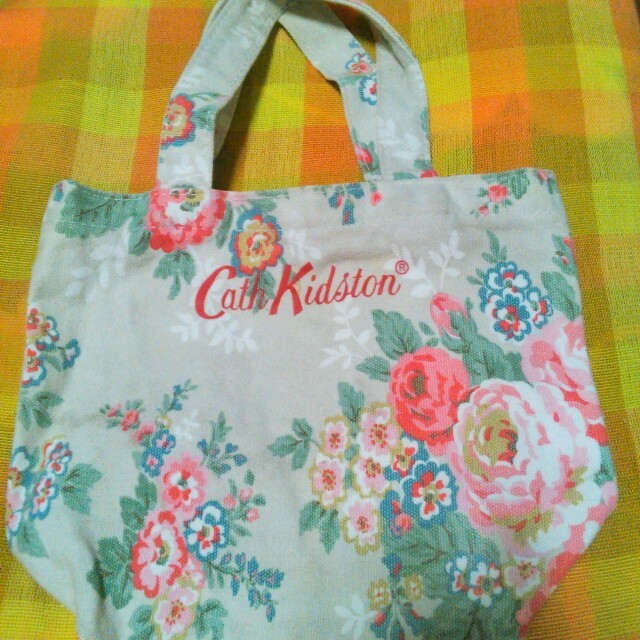 Cath Kidston(キャスキッドソン)のキャスキッドソンのハンドバッグ（小） レディースのバッグ(ハンドバッグ)の商品写真