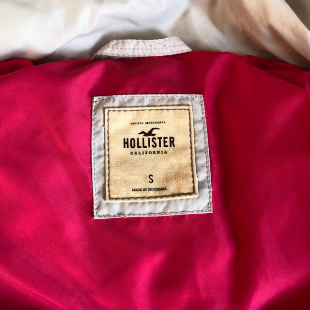 Hollister(ホリスター)のダウンベスト ホリスター レディースのジャケット/アウター(ダウンベスト)の商品写真