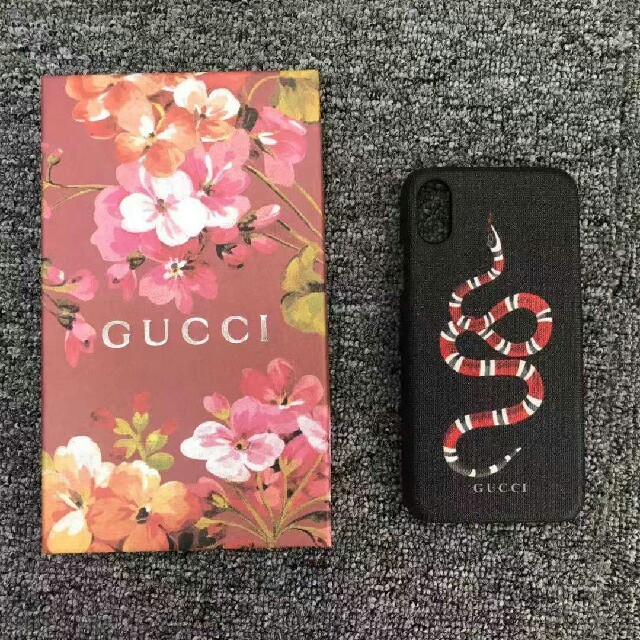 Gucci - GUCCI グッチ　IPHONE X用　ケースの通販 by ナツミ's shop｜グッチならラクマ