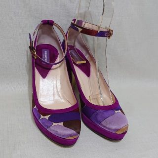 エミリオプッチ(EMILIO PUCCI)のイタリアmade｢エミリオ・プッチ｣プッチ柄に紫系レザー合わせのパンプス(ハイヒール/パンプス)