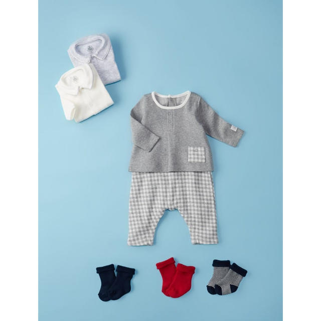 PETIT BATEAU(プチバトー)の新品 プチバトー チェック ロンパース  6m グレー 3m 12m キッズ/ベビー/マタニティのベビー服(~85cm)(カバーオール)の商品写真