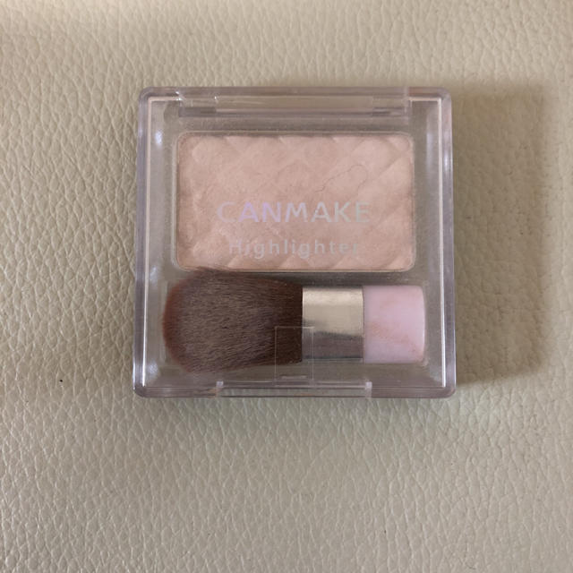 CANMAKE(キャンメイク)のキャンメイクハイライター05 コスメ/美容のベースメイク/化粧品(フェイスパウダー)の商品写真