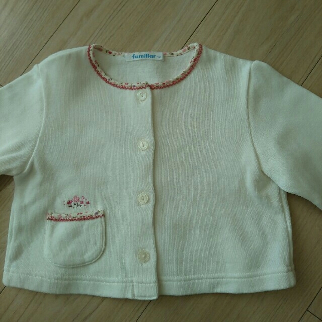 familiar(ファミリア)のファミリア   カーディガン   90㎝ キッズ/ベビー/マタニティのキッズ服女の子用(90cm~)(カーディガン)の商品写真