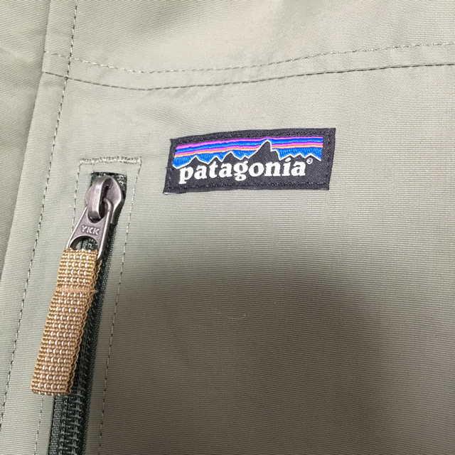 patagonia(パタゴニア)の新品未使用！パタゴニア ボーイズ インファーノ ジャケット XXL  レディースのジャケット/アウター(その他)の商品写真