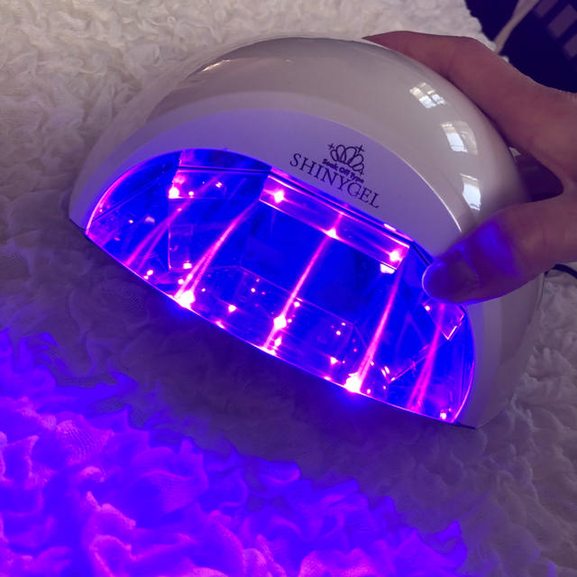 SHINY GEL(シャイニージェル)のシャイニージェル LEDライト 12W コスメ/美容のネイル(ネイル用品)の商品写真