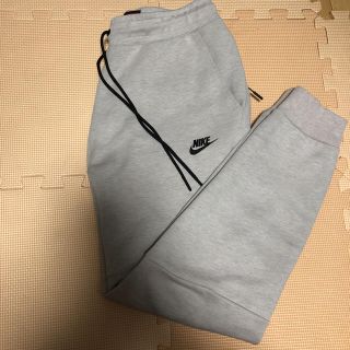 ナイキ(NIKE)の最終値下げ!!NIKE スポーツウェアテックジョガーパンツ(その他)