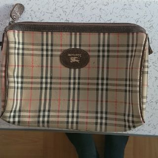 バーバリー(BURBERRY)のBURBERRYバッグ(ハンドバッグ)