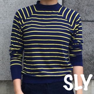 スライ(SLY)のボーダー トップス スライ SLYストライプ ネイビー × イエロー ストレッチ(カットソー(長袖/七分))