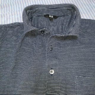 ユニクロ(UNIQLO)のユニクロ ポロシャツ サイズL 紺×白ストライプ柄 スリムタイプ(ポロシャツ)