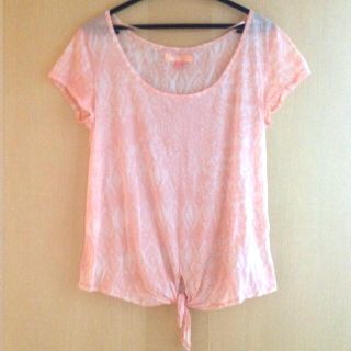 ベルシュカ(Bershka)のBershka tops(Tシャツ(半袖/袖なし))