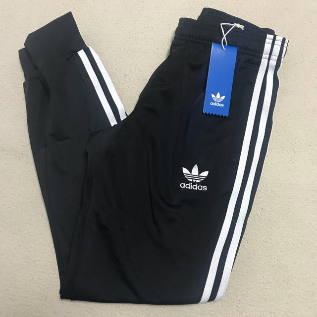 adidas(アディダス)のadidas トラックパンツ  キッズ/ベビー/マタニティのキッズ服男の子用(90cm~)(パンツ/スパッツ)の商品写真