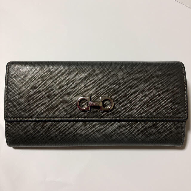 Salvatore Ferragamo(サルヴァトーレフェラガモ)のフェラガモ  財布 レディースのファッション小物(財布)の商品写真