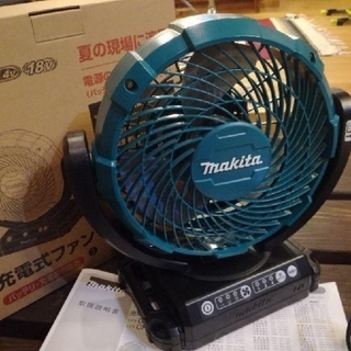マキタ(Makita)のマキタ 充電式ファン 扇風機 現場仕事・レジャーに☆　CF102DZ(扇風機)