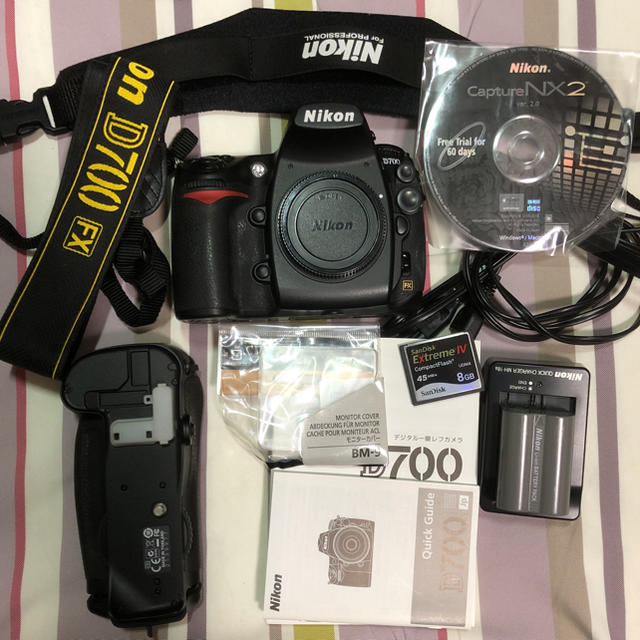 専用 Nikon D700 + MB-D10のサムネイル