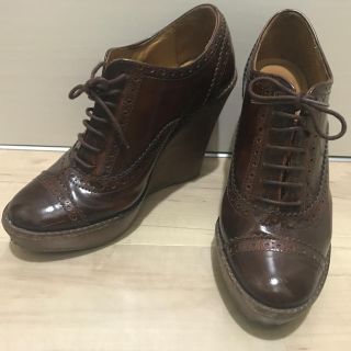 ザラ(ZARA)のZARA  エナメルブーティー(ブーティ)