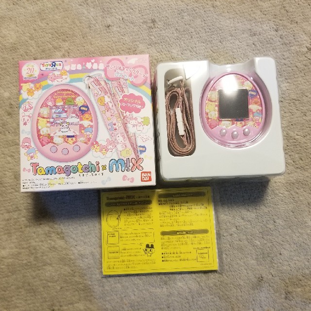 BANDAI - たまごっちみくす サンリオキャラクターズDX BANDAI - たまごっちみくす サンリオキャラクターズDX