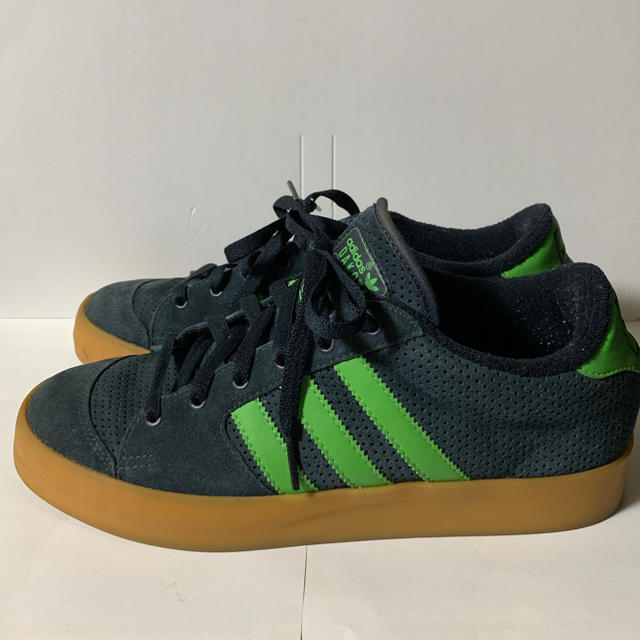 adidas(アディダス)の【お値下げしました】adidas スニーカー メンズの靴/シューズ(スニーカー)の商品写真