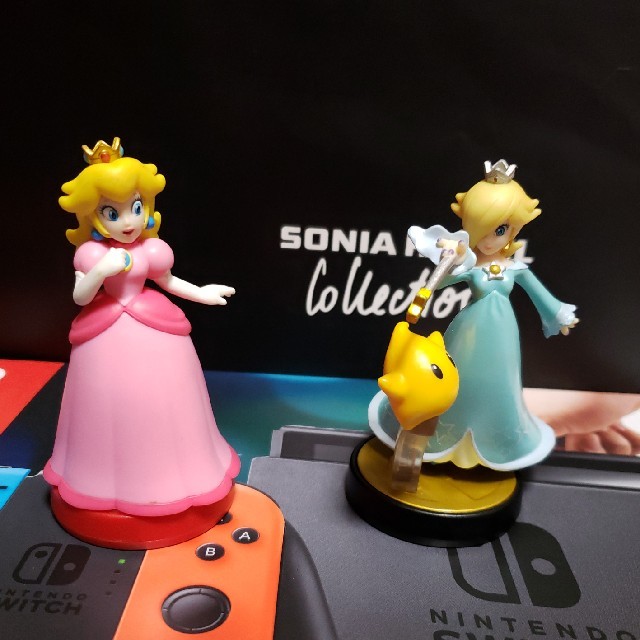 任天堂 Amiibo ピーチ姫 ロゼッタの通販 By ミニーやっこ S Shop ニンテンドウならラクマ